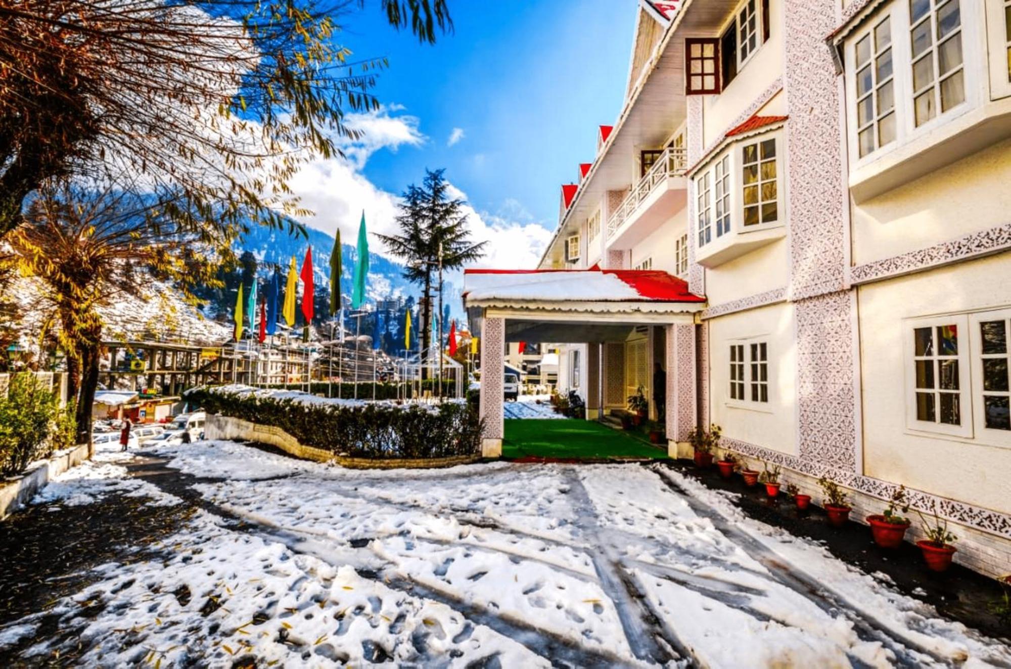 Hotel Snow Princess Manāli Kültér fotó
